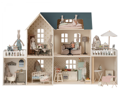 Dollhouse - House of Miniature