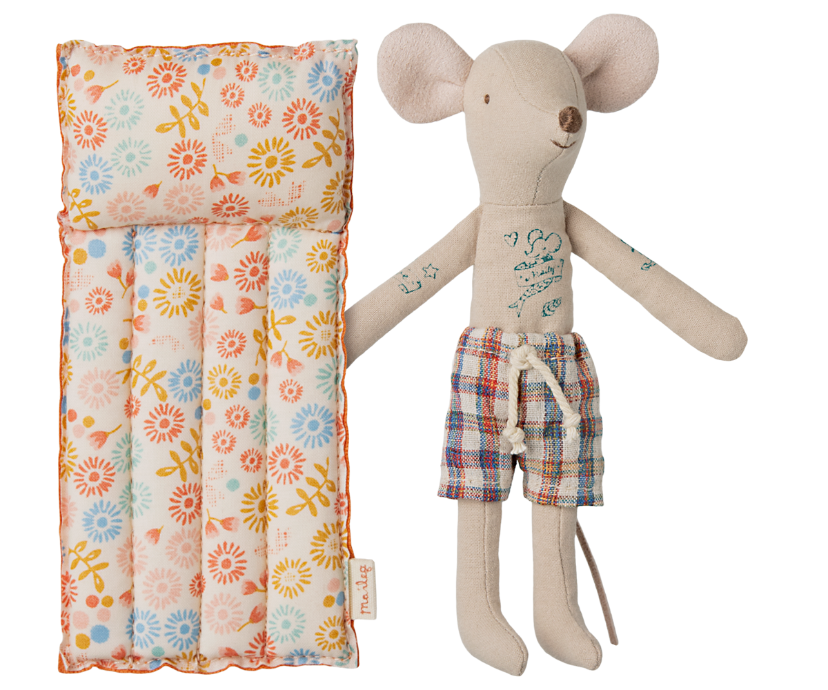 Dad Beach Mouse with Flower Air Matress