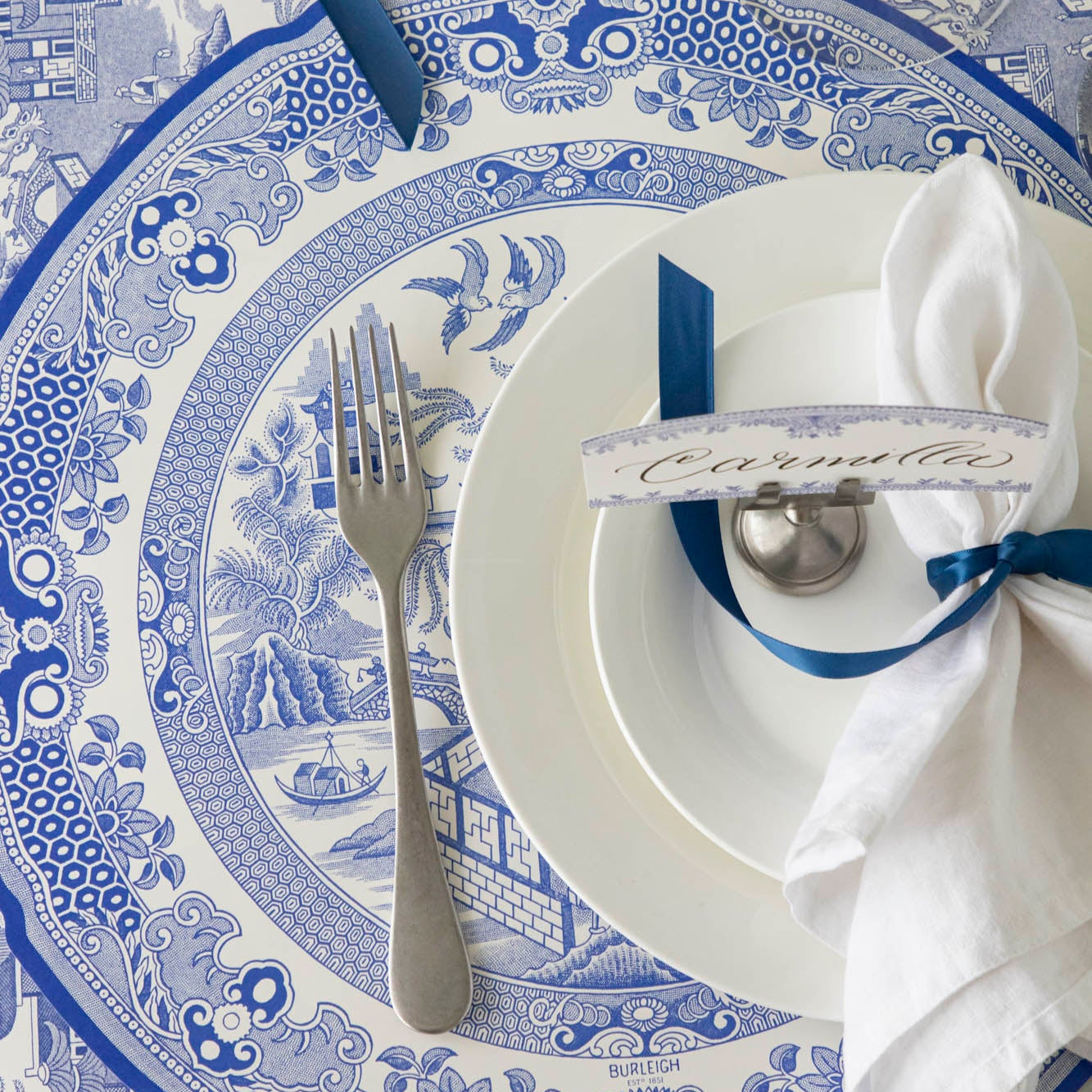 Die-cut Blue Willow Plate Placemat