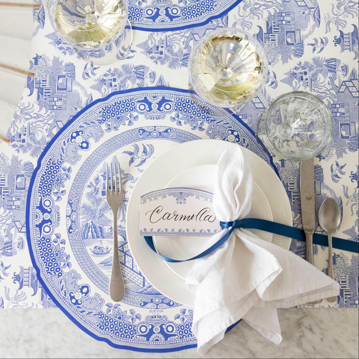 Die-cut Blue Willow Plate Placemat