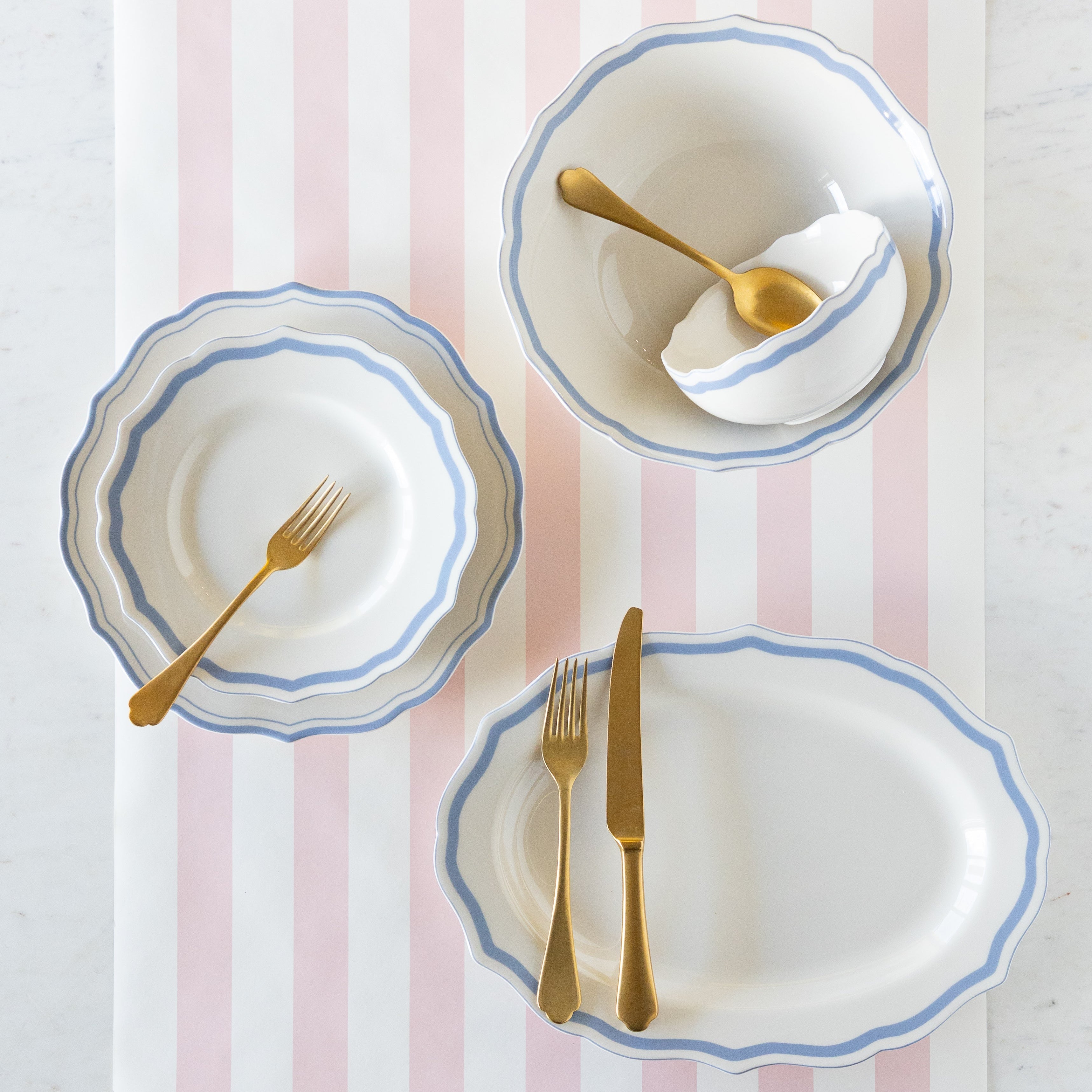 Cornflower Blue Icing on the Cake Dinnerware