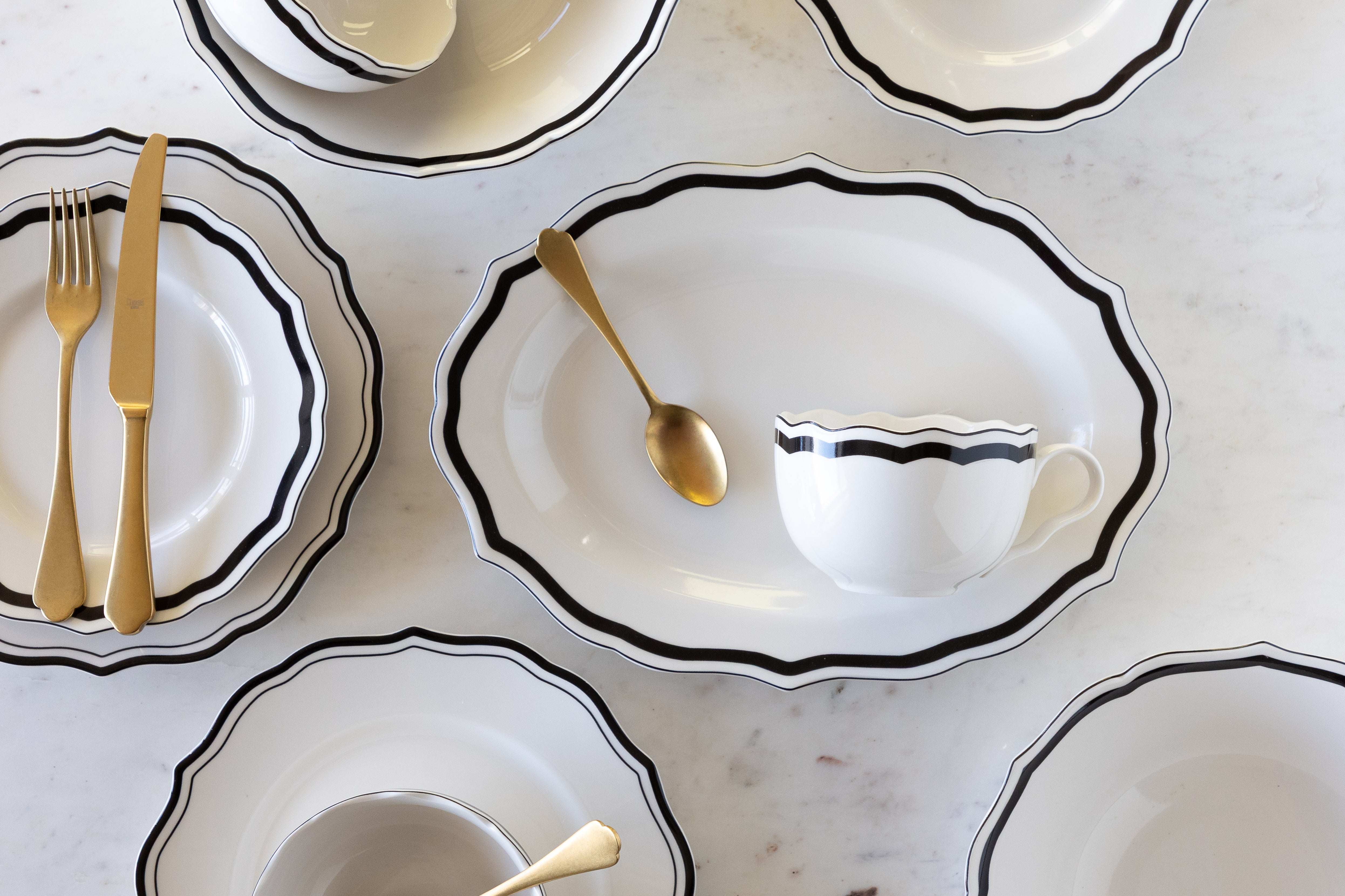 Black Icing on the Cake Dinnerware
