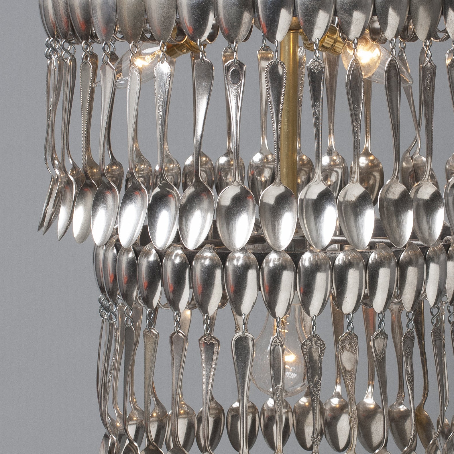 Double Tier Spoondelier