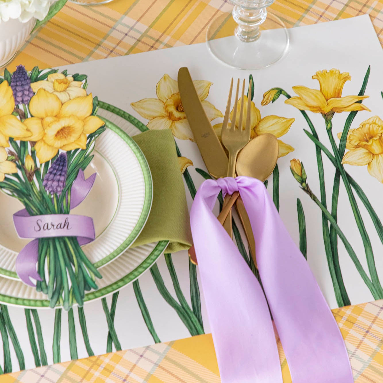Daffodil Table Accent
