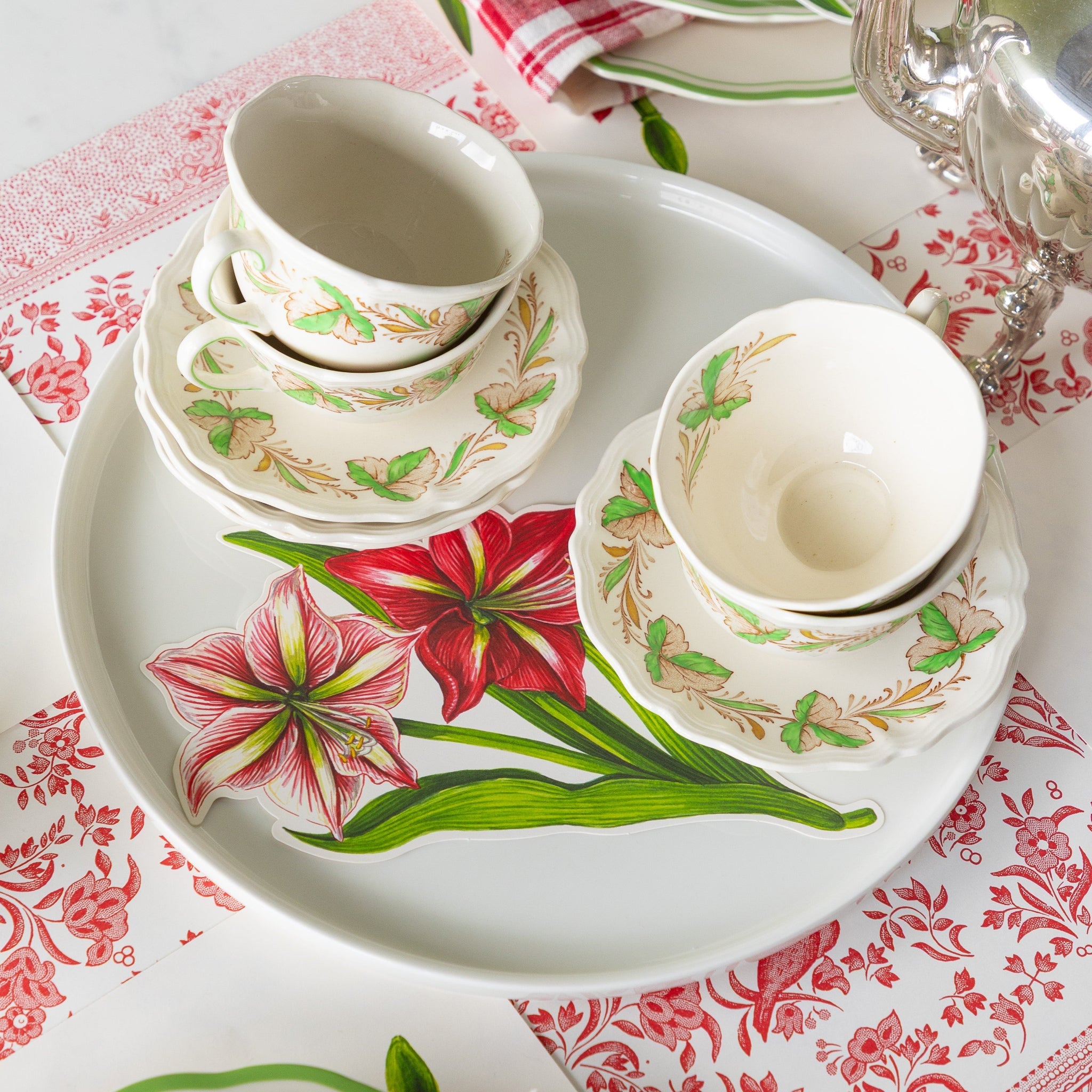 Amaryllis Table Accent