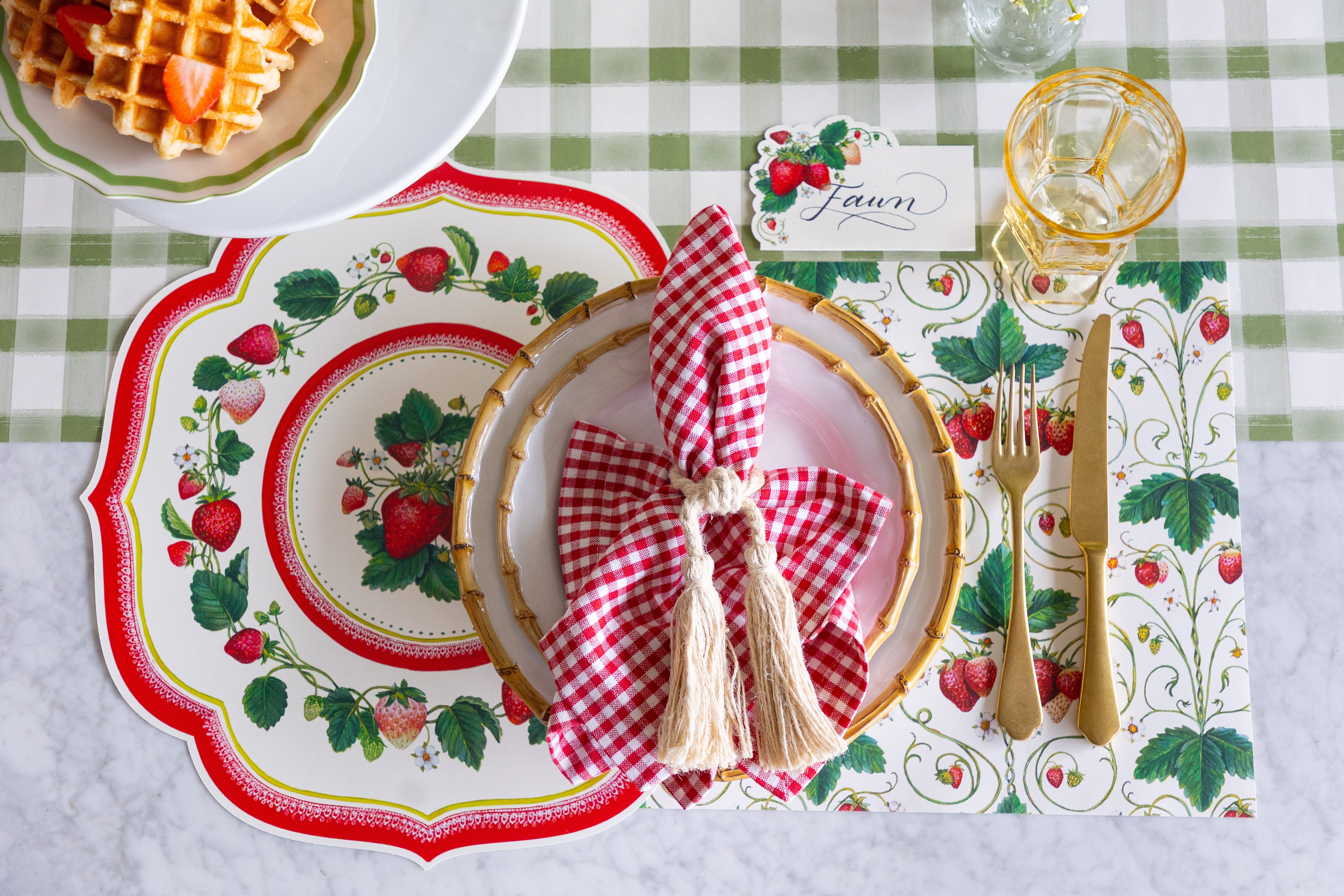 Die-cut Strawberry China Placemat