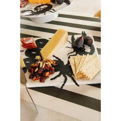 Creepy Crawly Serving Confetti