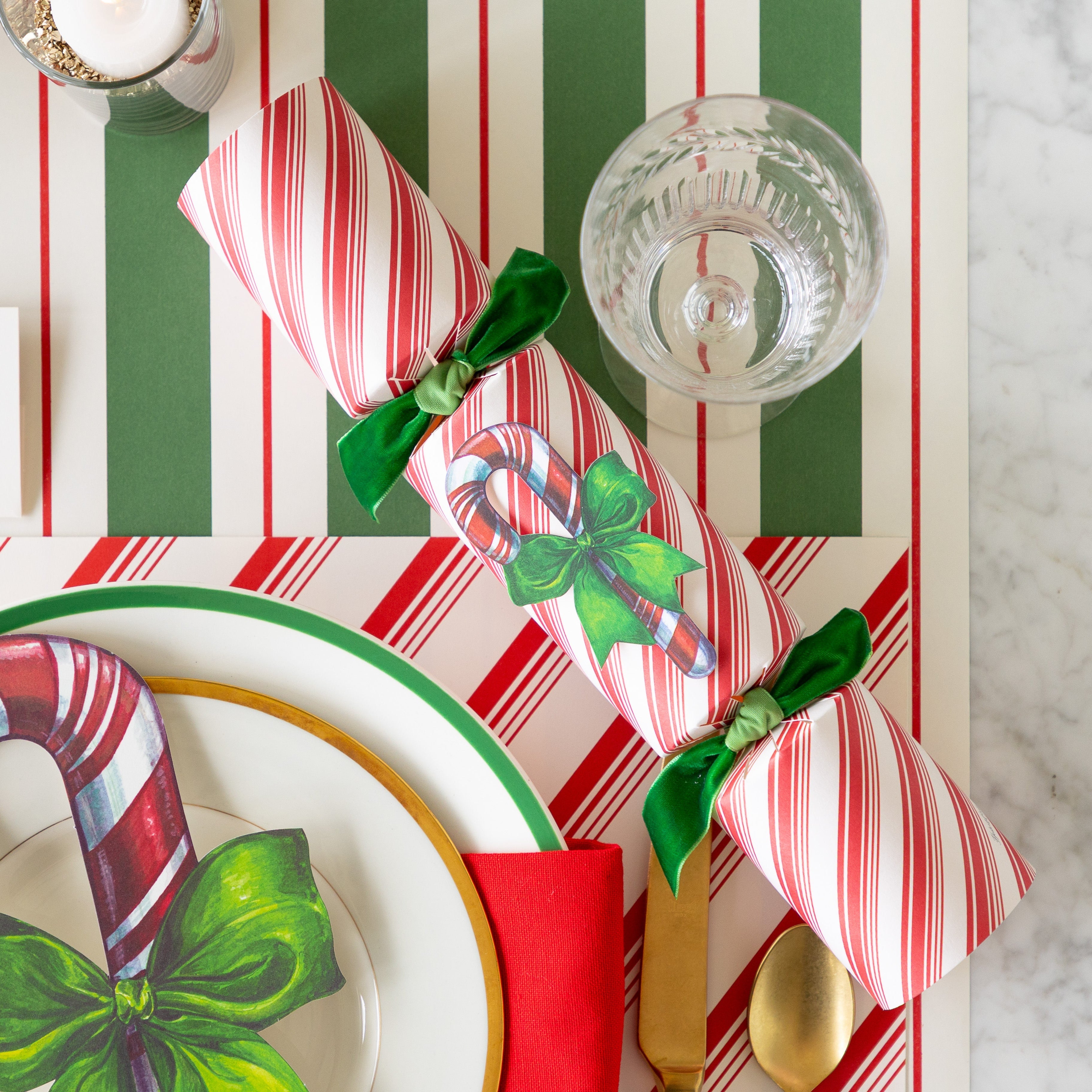 Candy Cane Crackers
