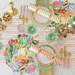 Die-cut Yuletide Treasure Wreath Placemat
