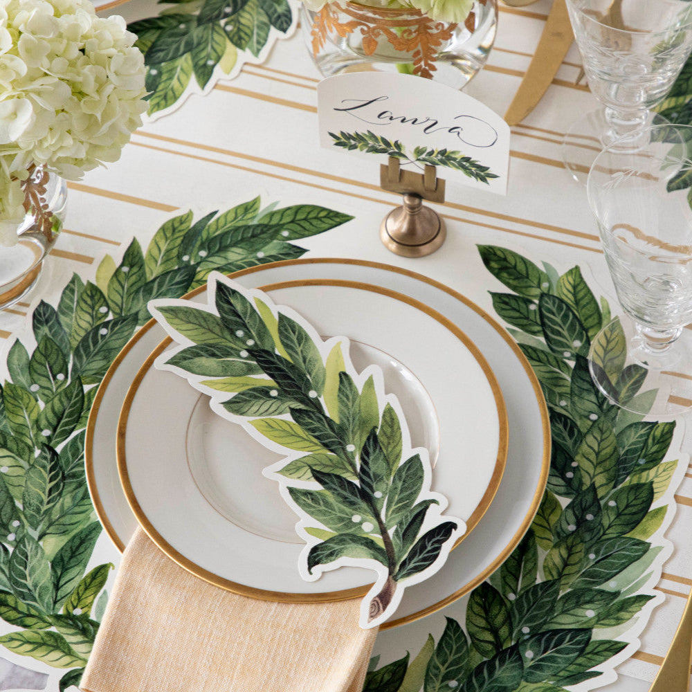 Die-cut Green Laurel Wreath Placemat