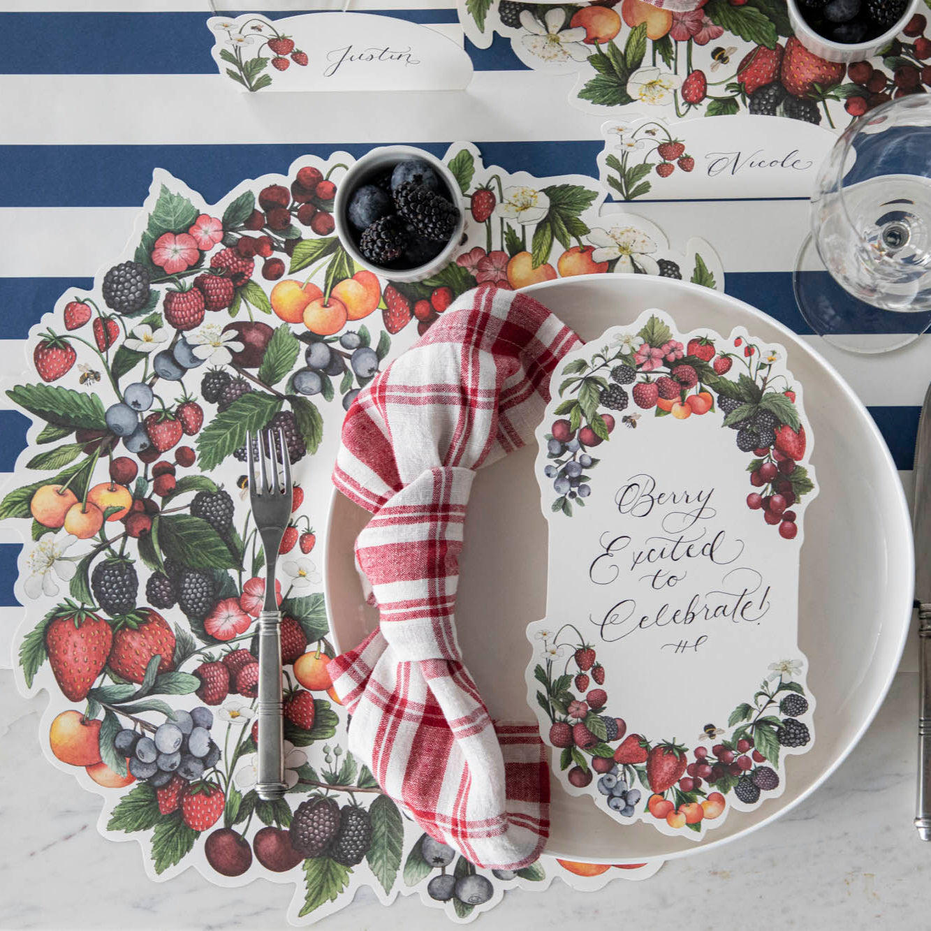 Die-cut Berry Wreath Placemat