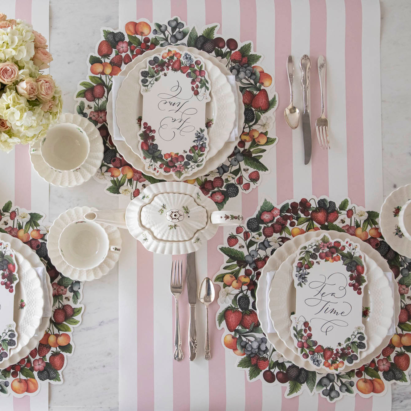 Die-cut Berry Wreath Placemat
