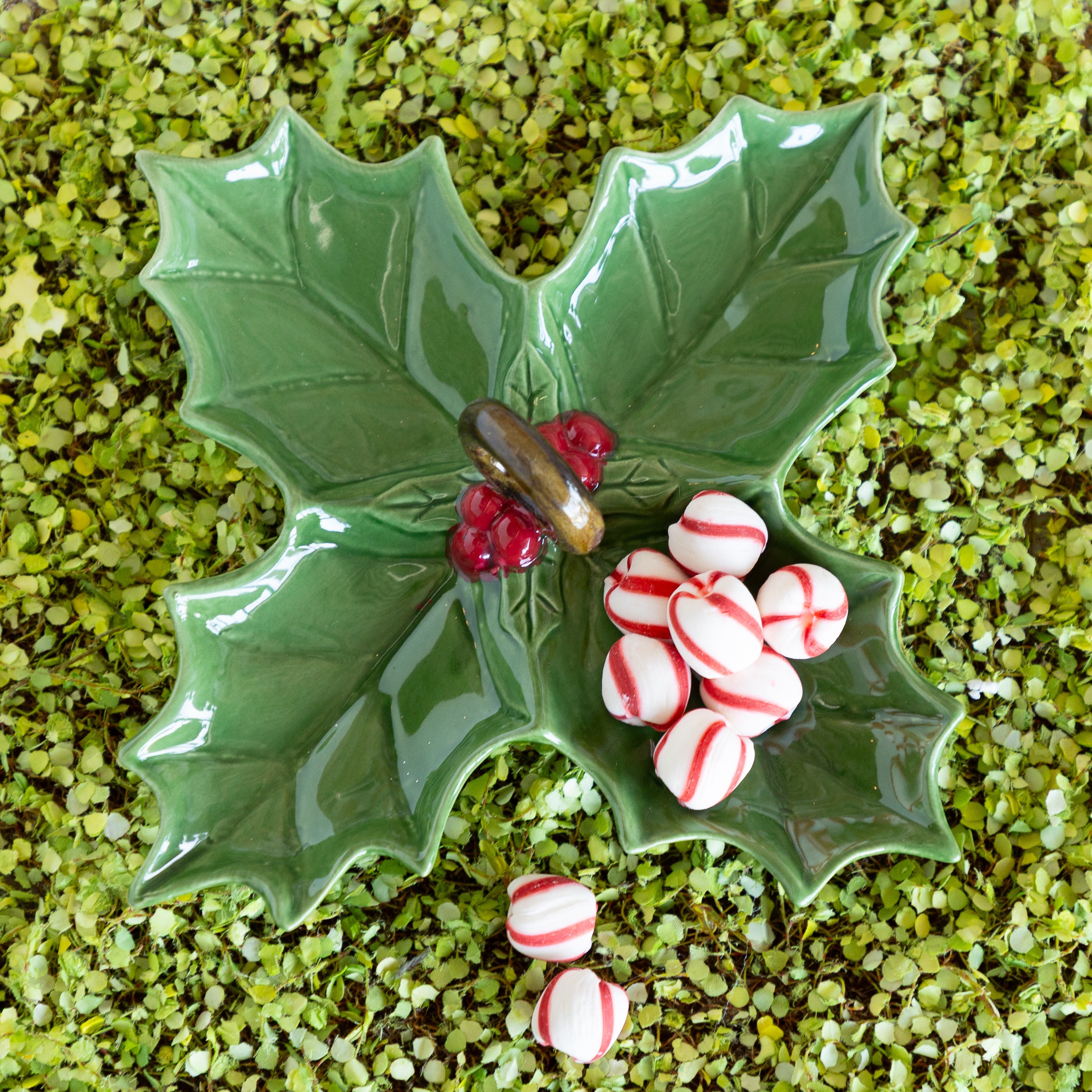 Ceramic Holly Leaf Shaped Sectioned Dish with Handle